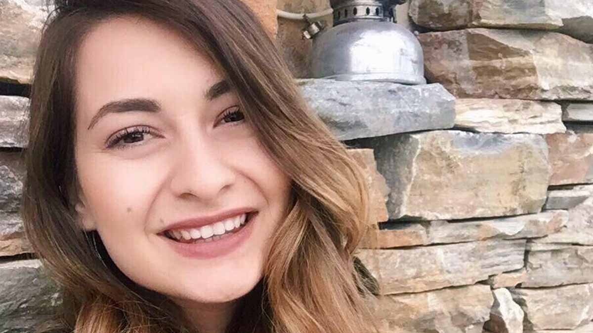 Uzaktan eğitim sırasında fenalaşmıştı... Esra öğretmenden acı haber