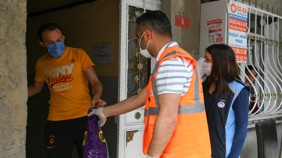 Esenyurt Belediyesi'nden 'Pandemi Destek Ekibi'