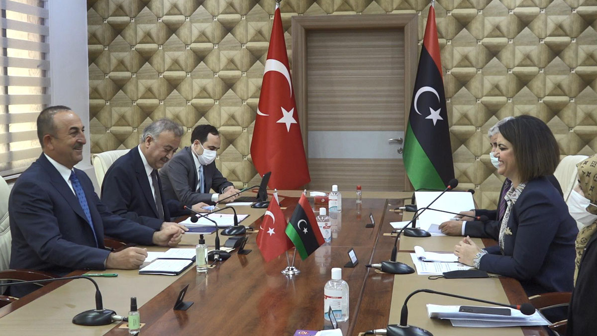 Çavuşoğlu: Kardeş Libya'ya desteğimizi göstermek için Trablus'tayız