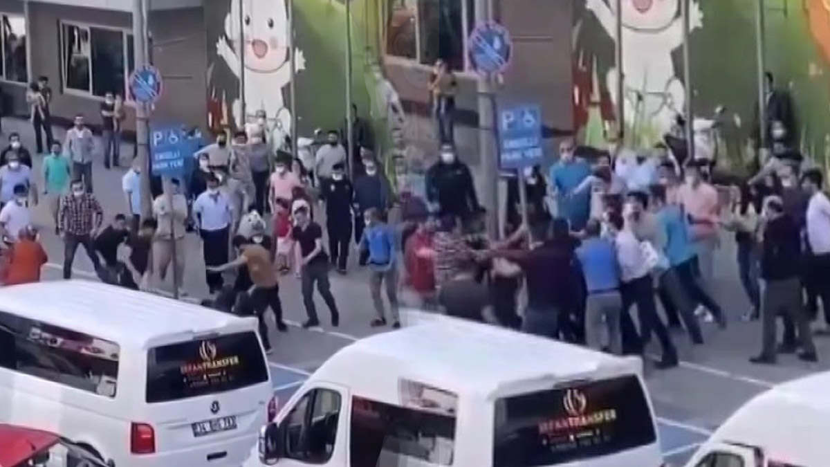 'Müşteri alma' kavgasında tekme ve yumruklar konuştu