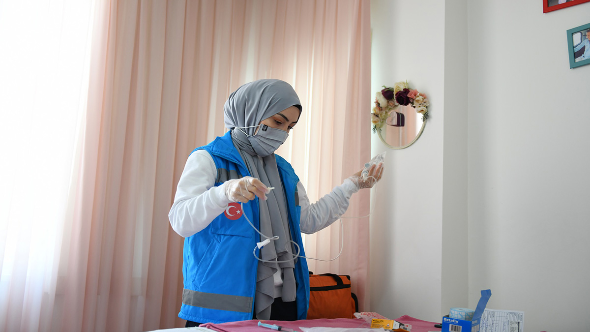 Esenyurt Belediyesi�nin Evde Sağlık Hizmeti devam ediyor