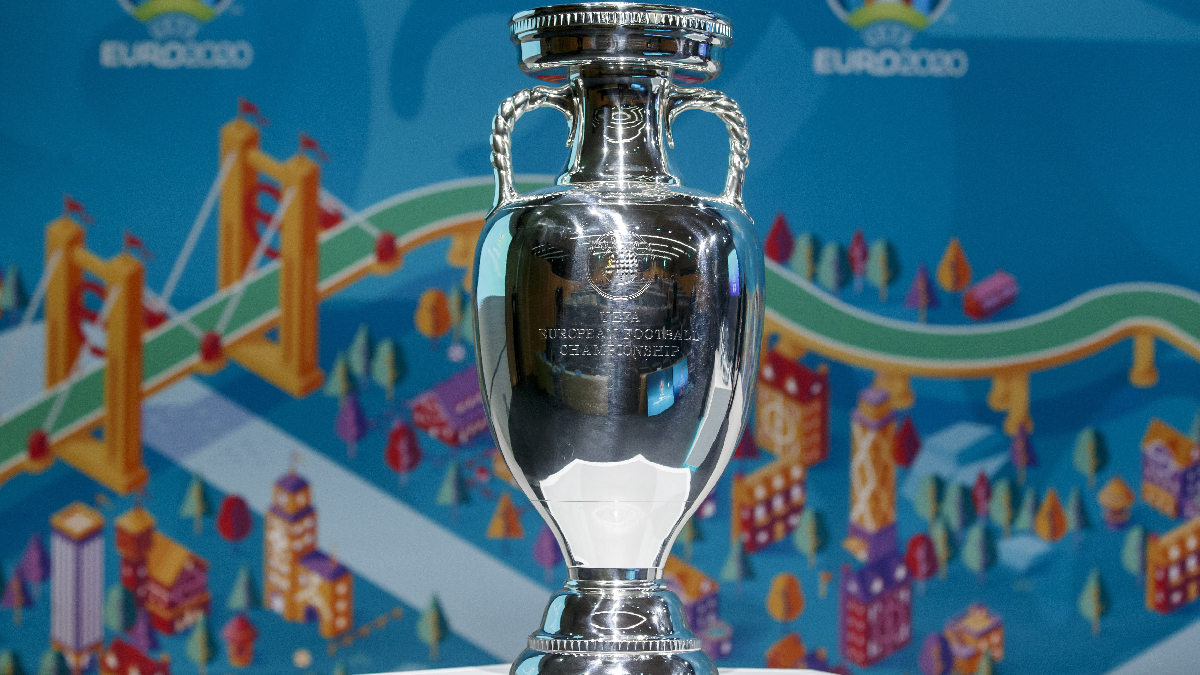 UEFA'dan sürpriz EURO 2020 kararı: Oyuncu sayısı 26'a çıktı!
