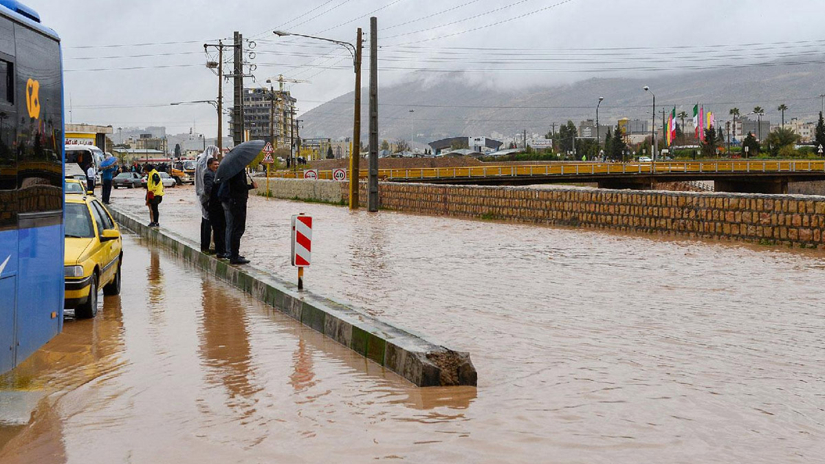 İran'da sel felaketi: 10 kişinin cesedi bulundu