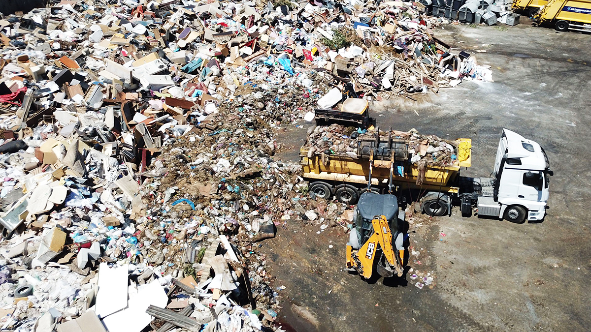 Türkiye'ye gönderilen çöpler İngiliz medyasında