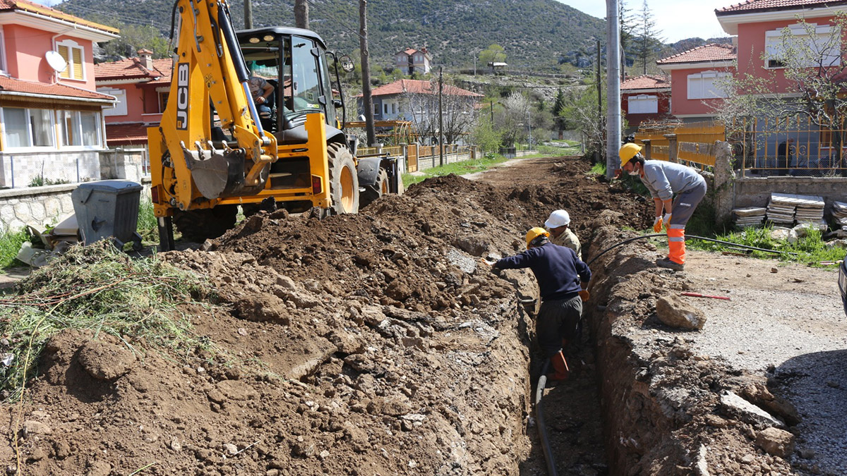 Antalya İbradı'da 30 yıllık içme suyu altyapısı yenilendi