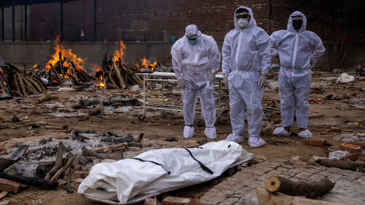 Hindistan ölüyor! Salgının başından bu yana böylesi görülmedi