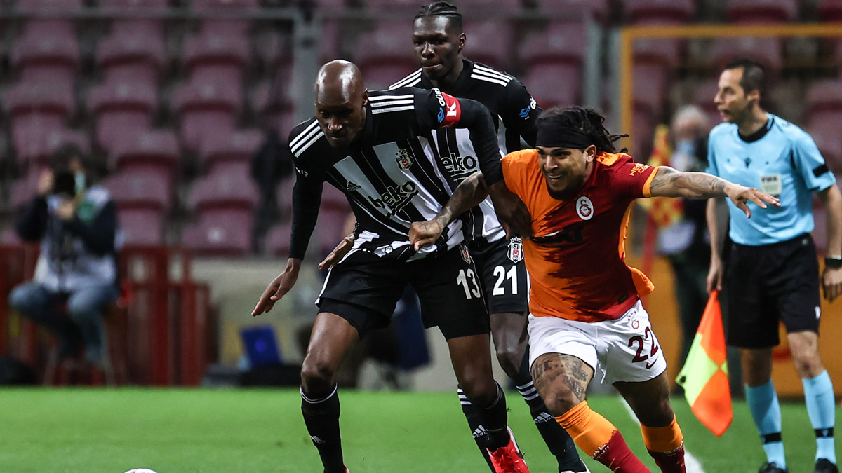 Süper Lig'de dev kapışma! Galatasaray, Beşiktaş'ı 3-1 mağlup etti