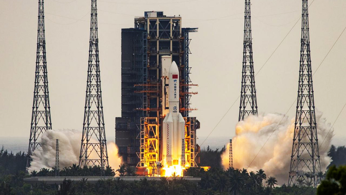 Çin'in Long March 5B'si Maldivler'e düştü