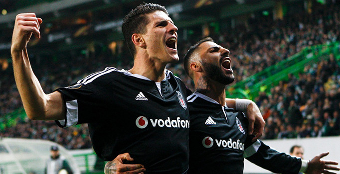 Beşiktaş Quaresma'ya 15 milyon euro bonservis belirledi