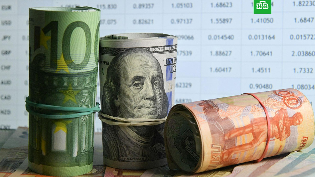 Dolar ve euro yeni haftaya nasıl başladı?