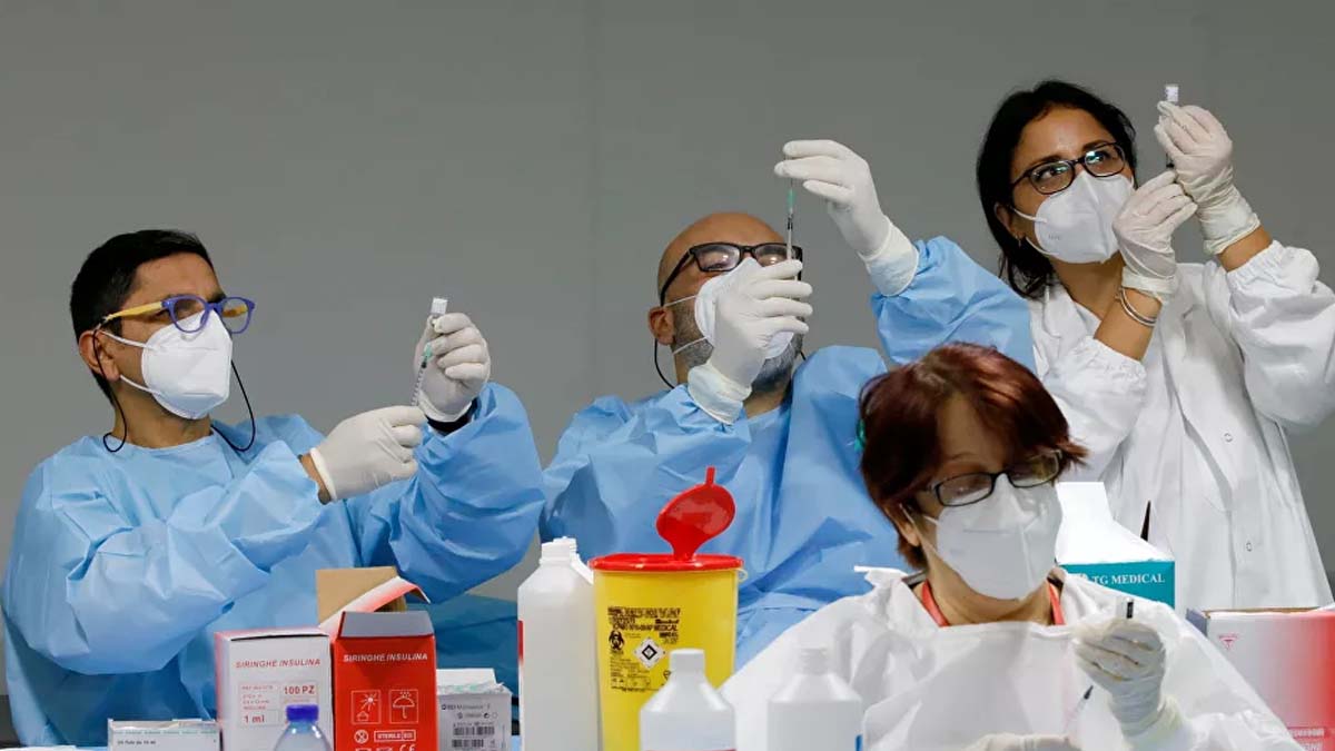 İtalya'da bir kadına yanlışlıkla 6 doz aşı vuruldu