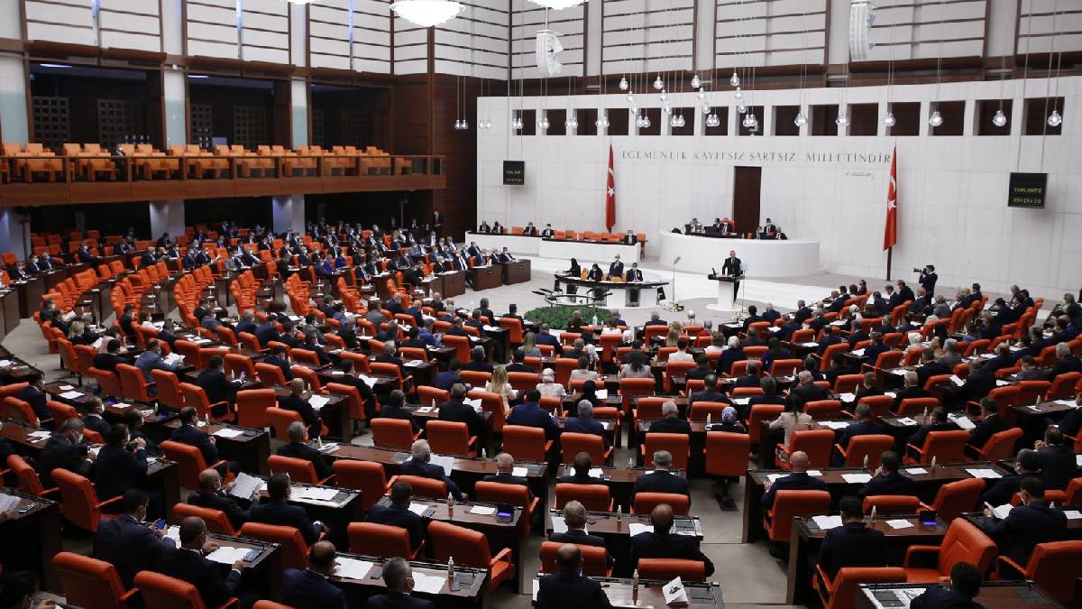 Son dakika! BES'te 18 yaş sürprizi