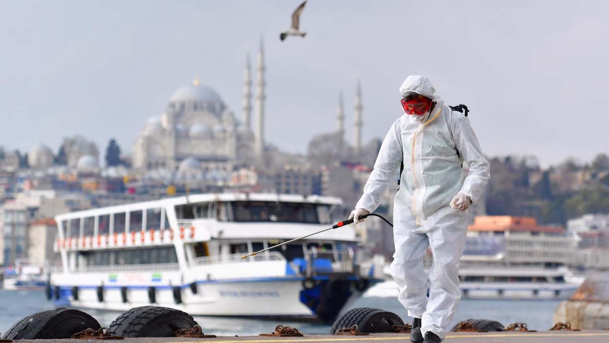 Tam kapanma işe yarıyor mu? Haftalık vaka sayıları açıklandı