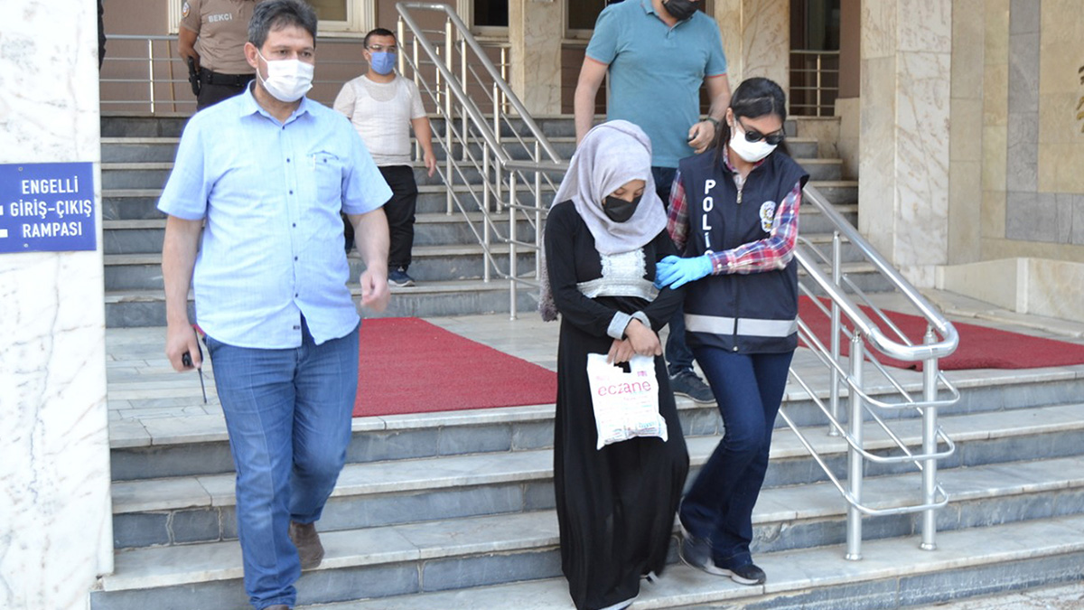 Bebeğini ölüme terk eden anne tutuklandı