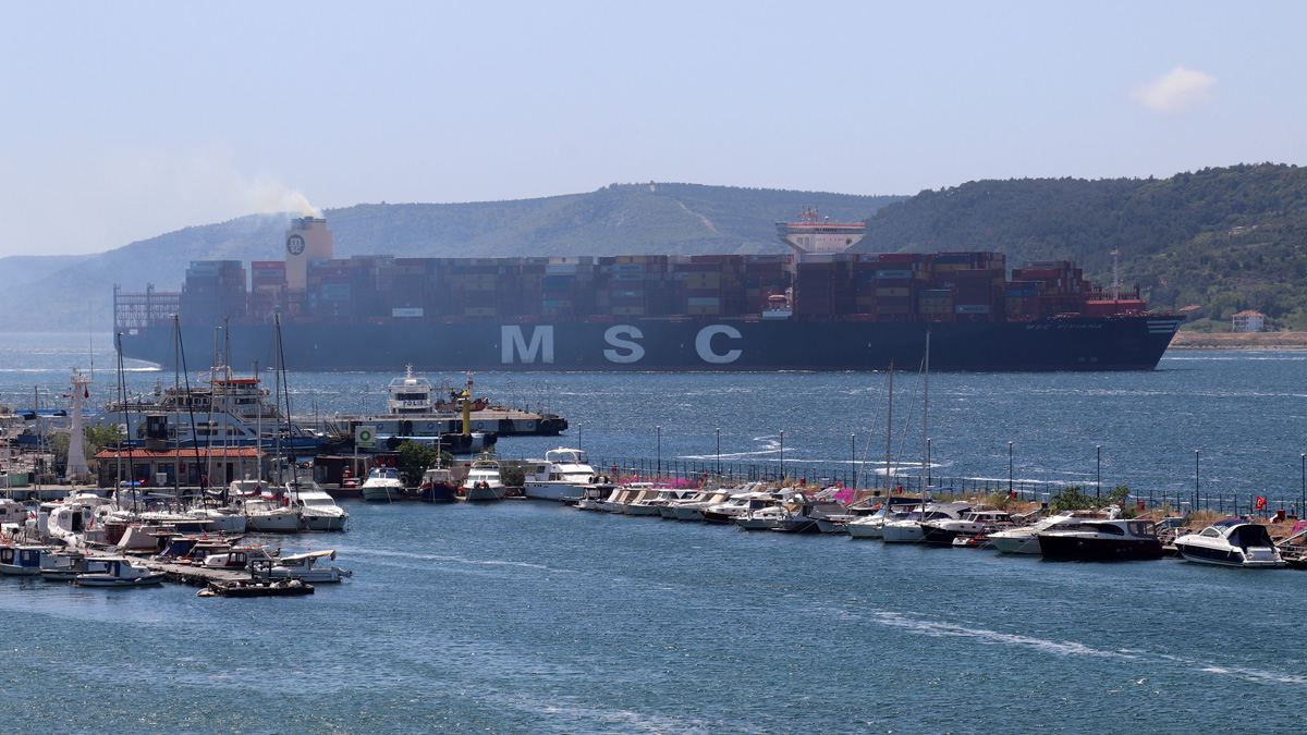 Çanakkale Boğazı 9 saatliğine kapatıldı