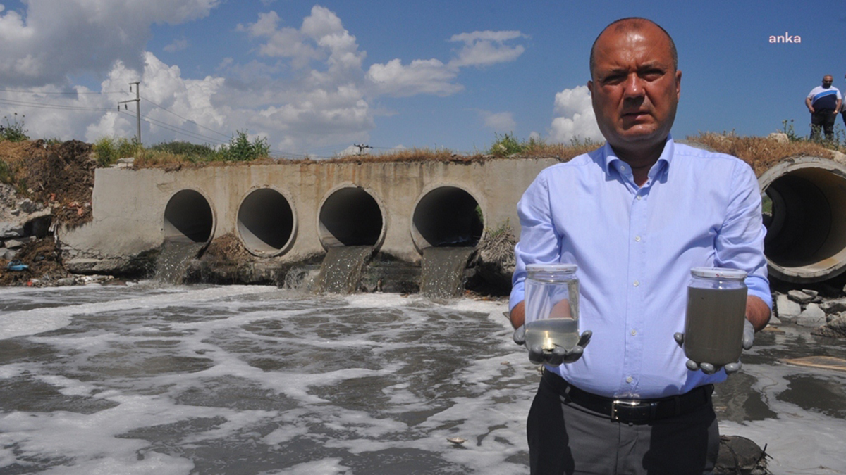 Ergene Nehri zehir akıyor