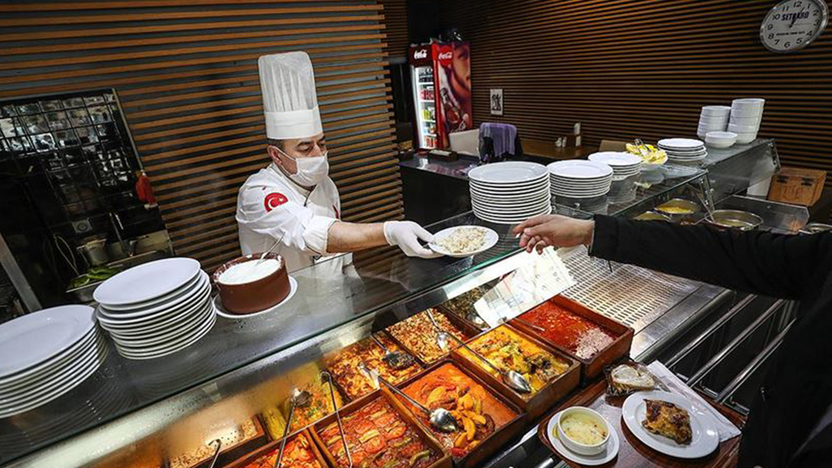 Kontrollü normalleşmeye esnaftan tepki