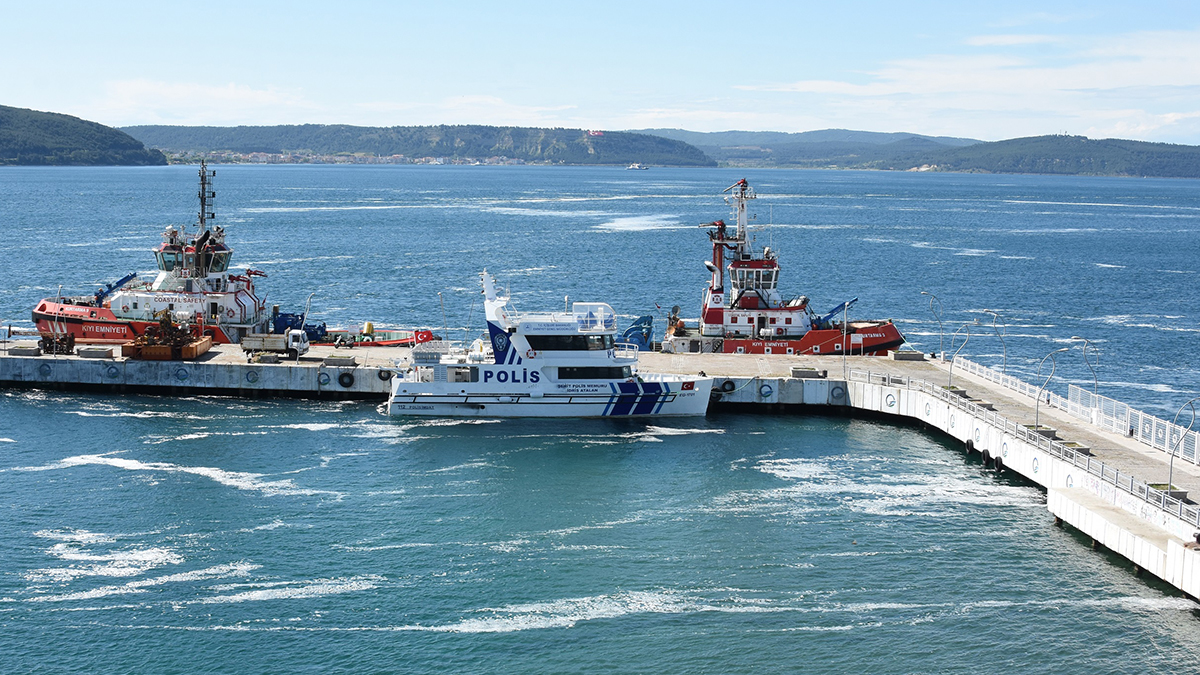 Çanakkale'de rüzgar dinince müsilaj kabusu geri döndü
