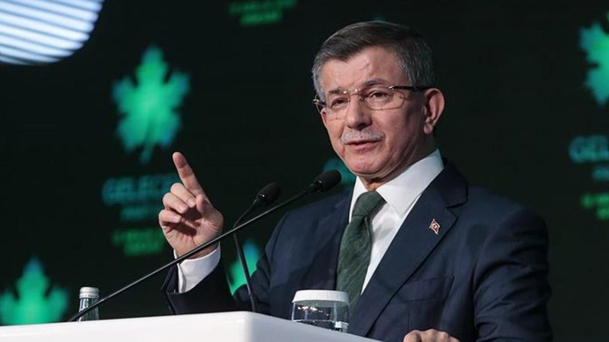 Davutoğlu'ndan Erdoğan'a 'ihanet' tepkisi: Alacağı cevabı herkes görür