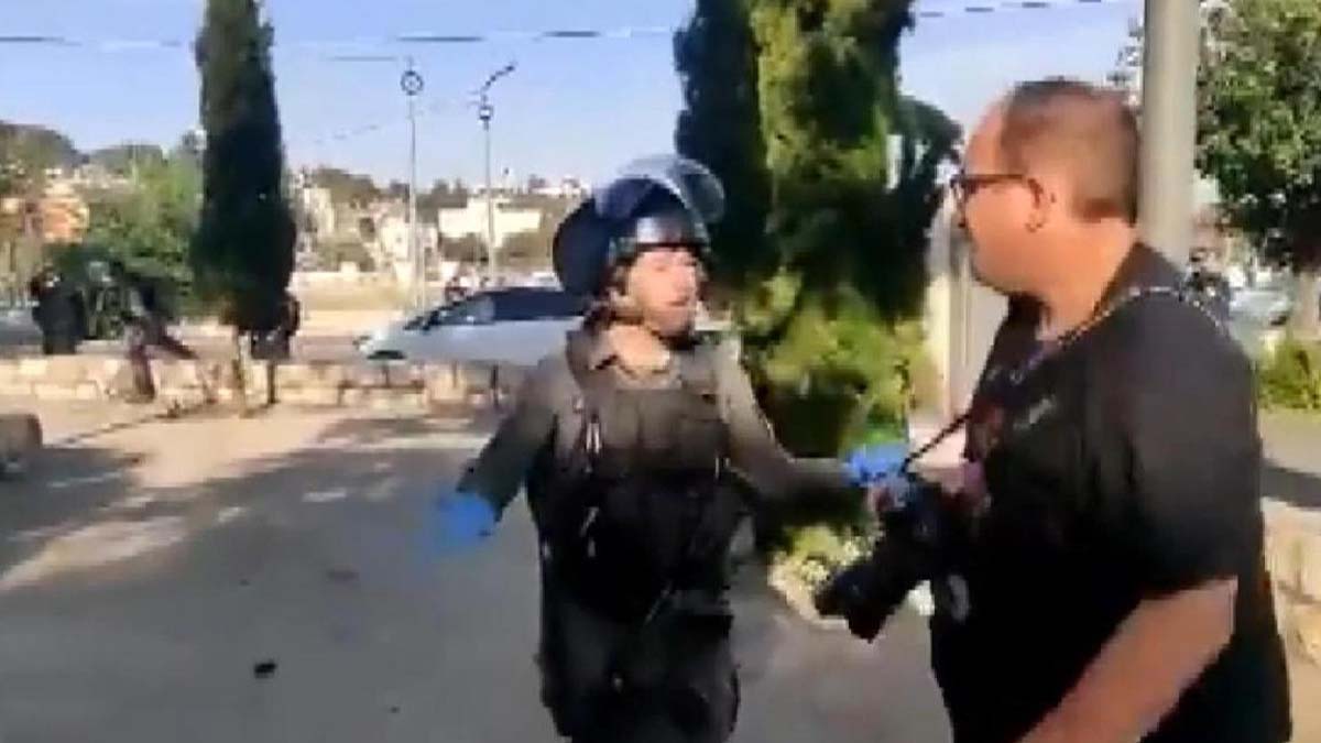 İsrail polisi gazetecilere saldırdı