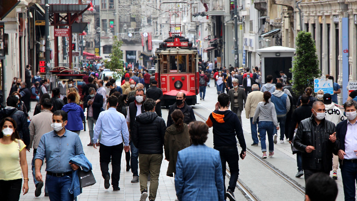 TTB'den 'kontrollü normalleşme'ye tepki: Yeni bir pik kaçınılmaz