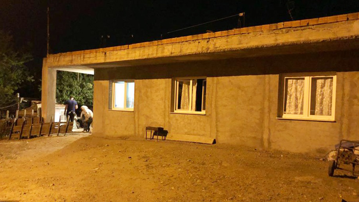 Kardeşlerin oda kavgasında kan aktı