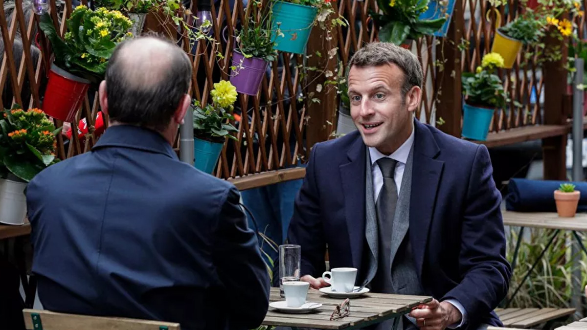 Macron, başbakanla kafede görüntülendi: Rakamlar olumlu