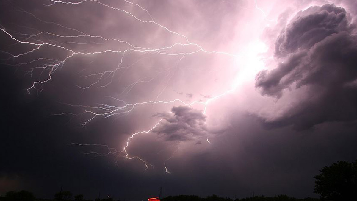 Bangladeş'te 'yıldırım' faciası! 16 ölü