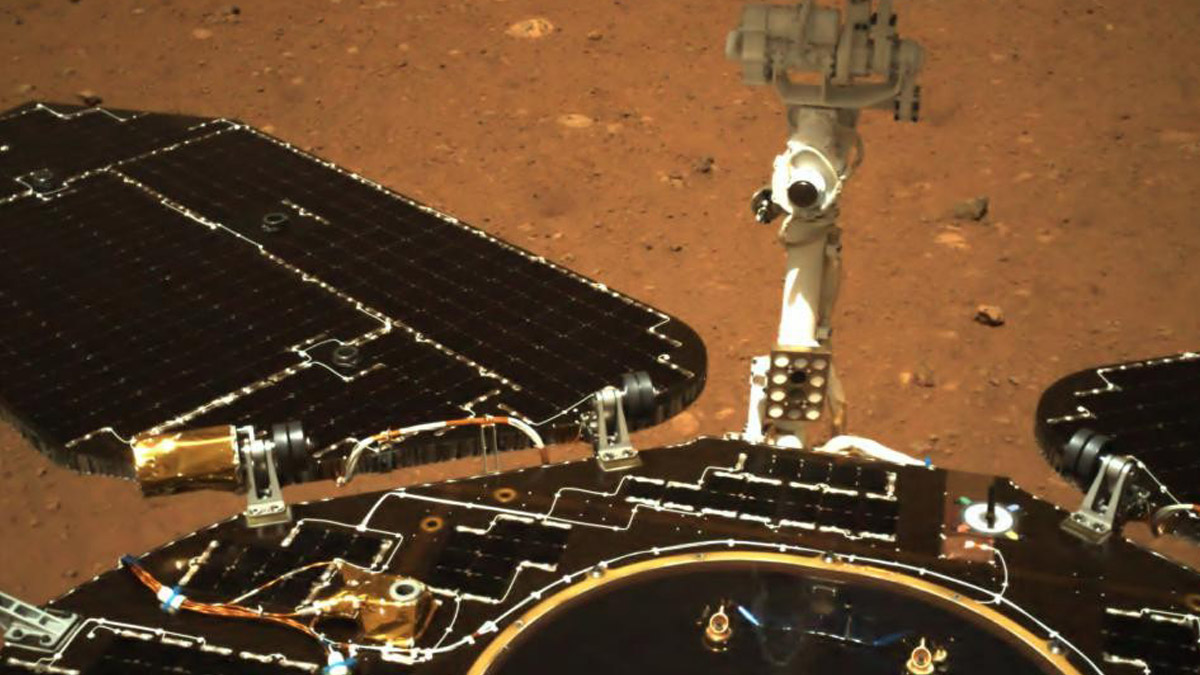 Çin'in uzay aracı Mars'tan ilk kareyi gönderdi