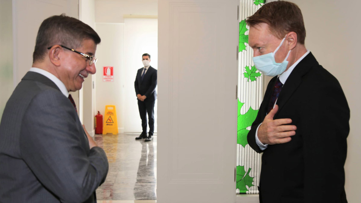 Davutoğlu Avustralya Büyükelçisi'ni kabul etti