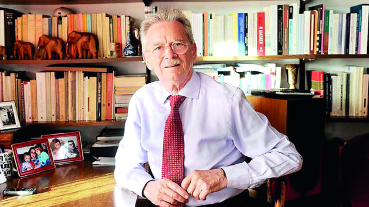 Orhan Kemal Roman Armağanı'nın yeni sahibi Herkül Millas oldu