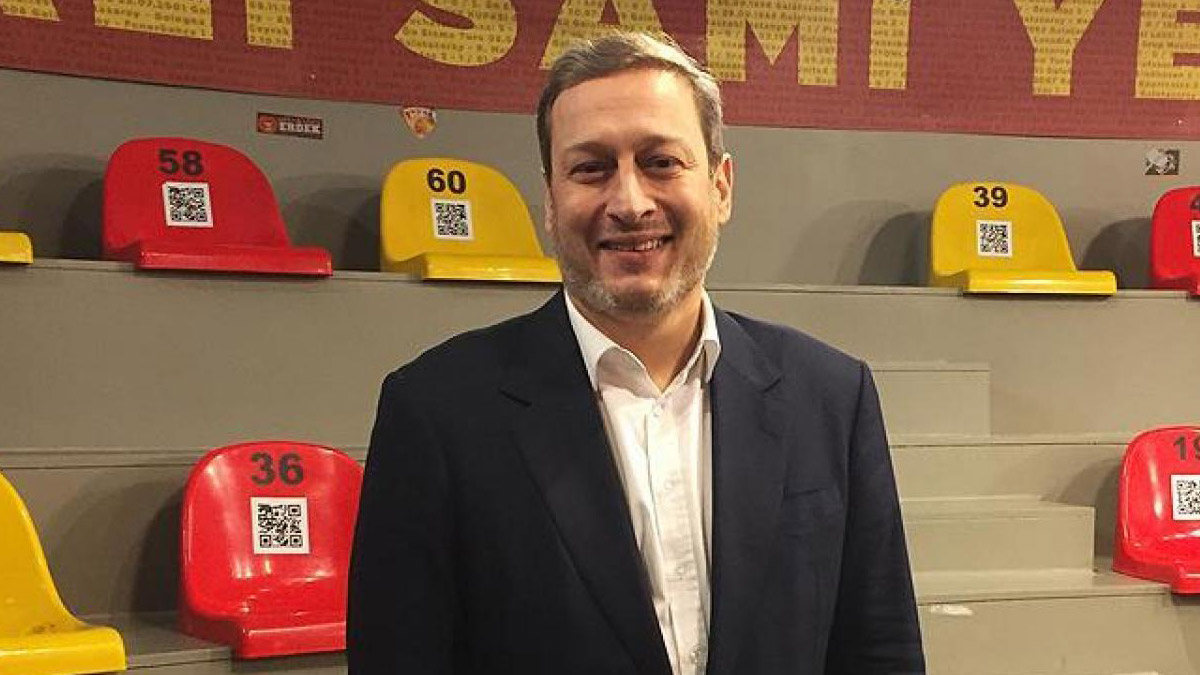 Burak Elmas: Sezon planlaması Terim önderliğinde yapılmalı