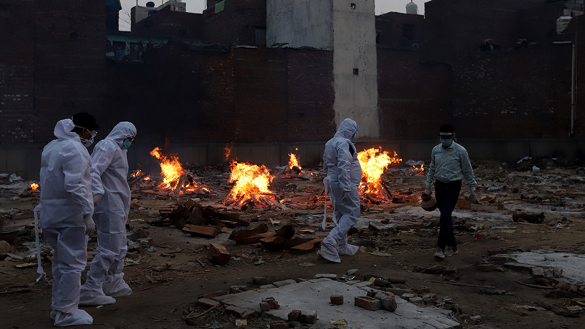 Hindistan'da salgın büyük kentlerde düşüşe geçti