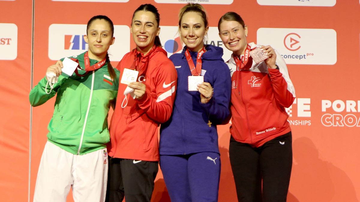 Milli karateciler gururlandırdı