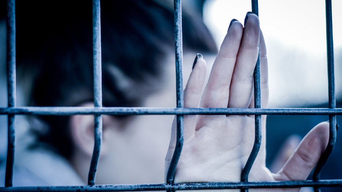 Küçük çocuklu anneler 'mini infaz' paketiyle cezaevine girmeyecek