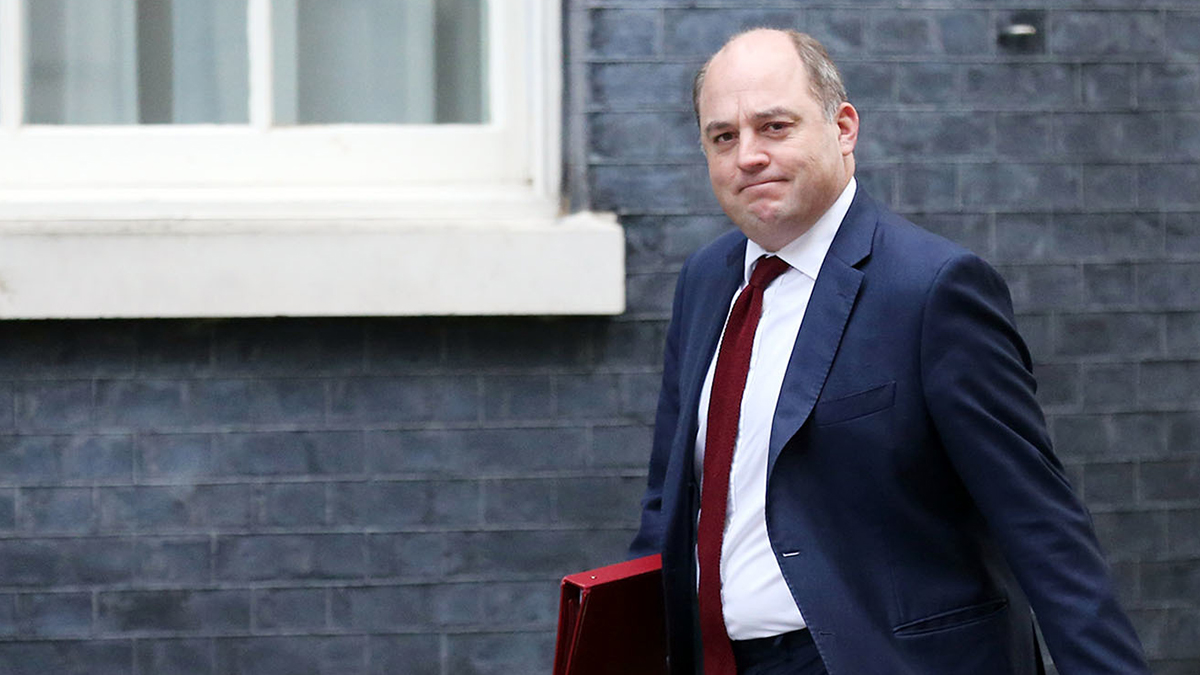 İngiltere Savunma Bakanı Wallace: Rusya bir numaralı tehdit