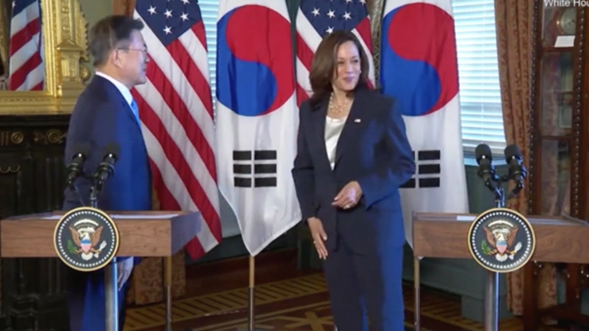 ABD-Güney Kore arasında el sıkışma krizi