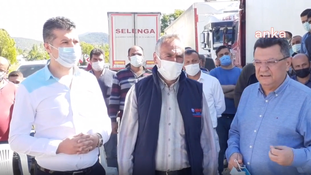 Kamyon ve TIR şoförleri dört gündür nöbette