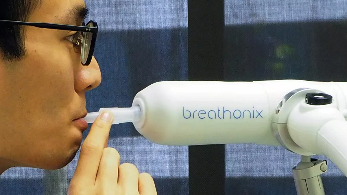 Singapur'da Kovid-19'u bir dakikada tespit eden nefes testine onay