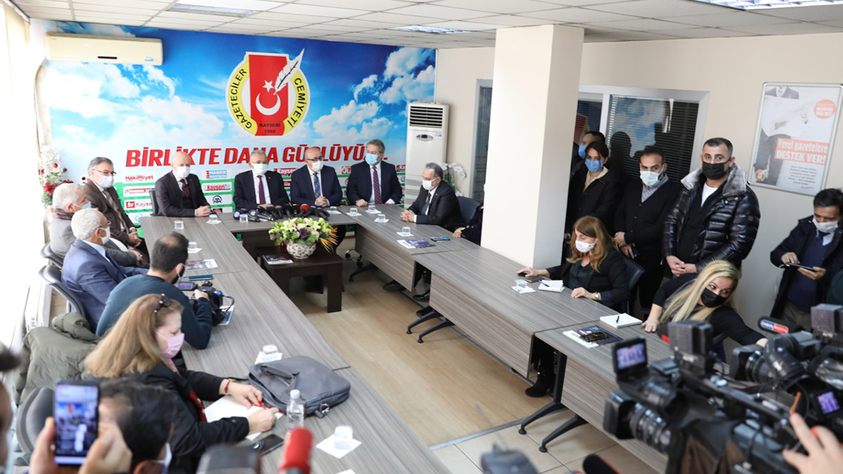 "Yarışma'da Ödül alan Gazetecileri kutluyorum"