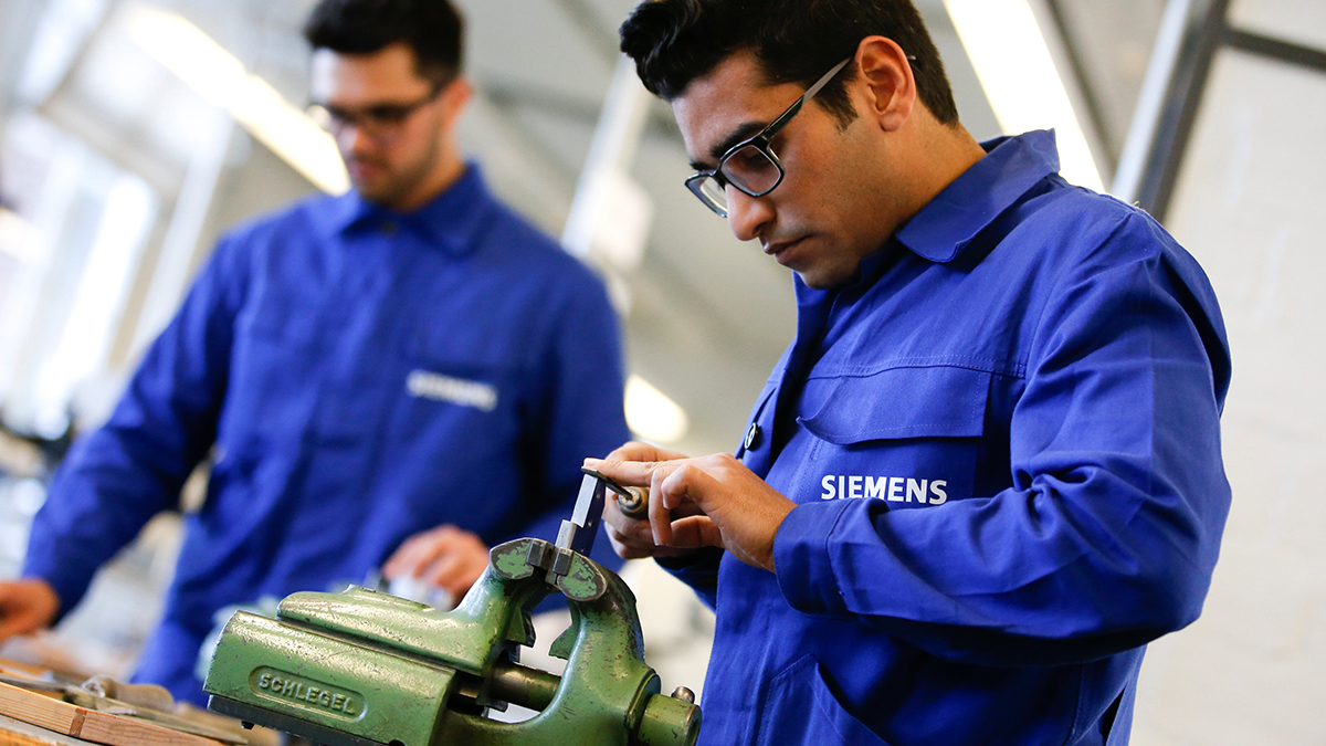 Alman iş dünyasının morali aşılamayla doğru orantılı