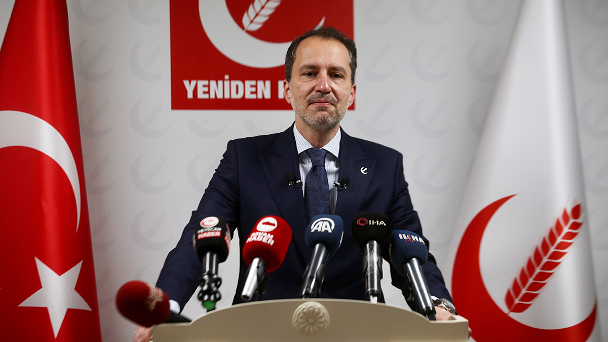 Fatih Erbakan'dan 'Sedat Peker' çıkışı: Her şeyi dış güçlere bağlamamak lazım