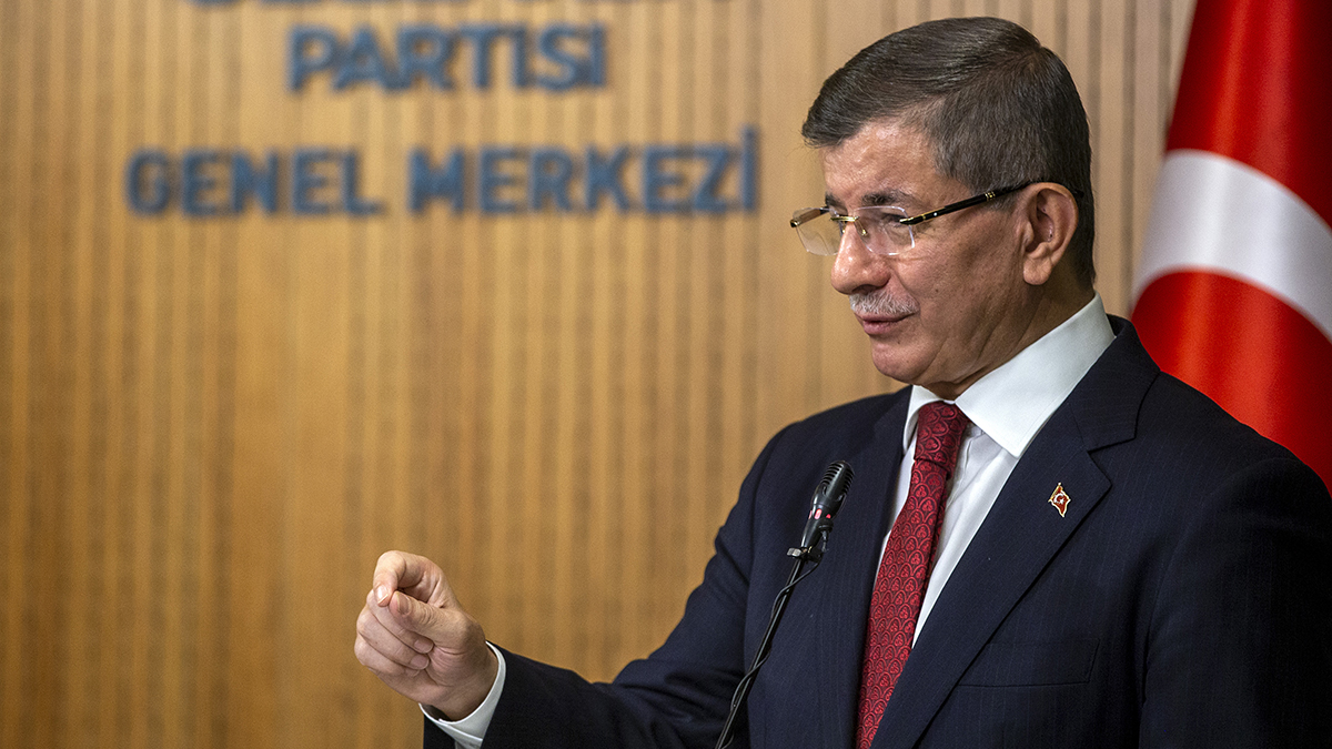 KPSS zammına sert tepki: Kasayı boşalttınız, gözünüzü gençlerin cebine mi diktiniz?