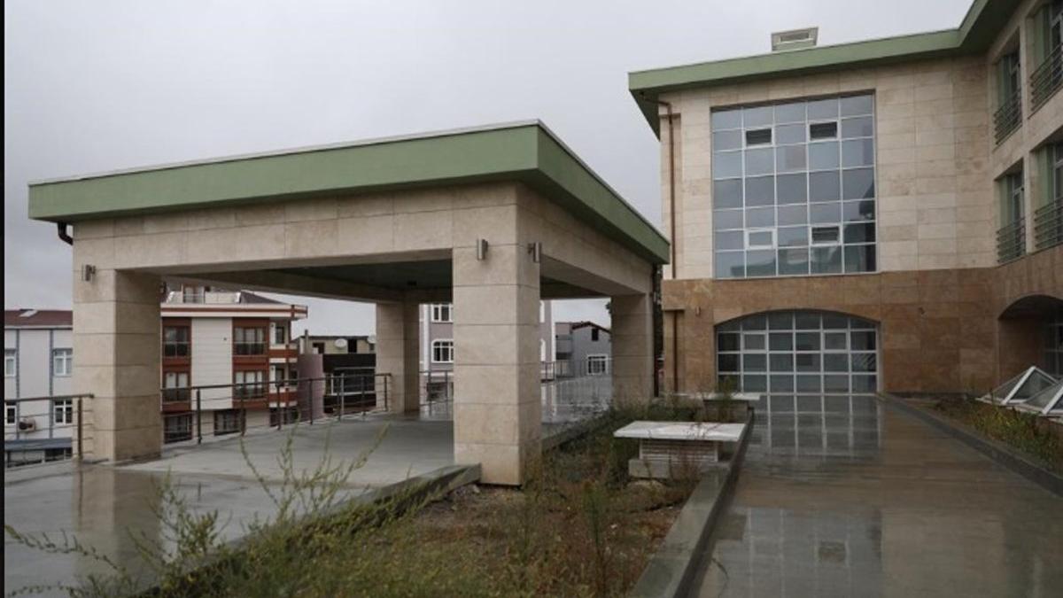 İmamoğlu'nun veto ettiği öğrenci yurdu için anlaşma sağlandı