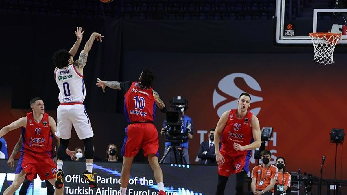 Anadolu Efes Avrupa Ligi finalinde