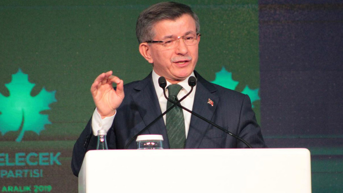 Davutoğlu: Soylu 'gerekirse AK Parti'yi yakarım' dedi