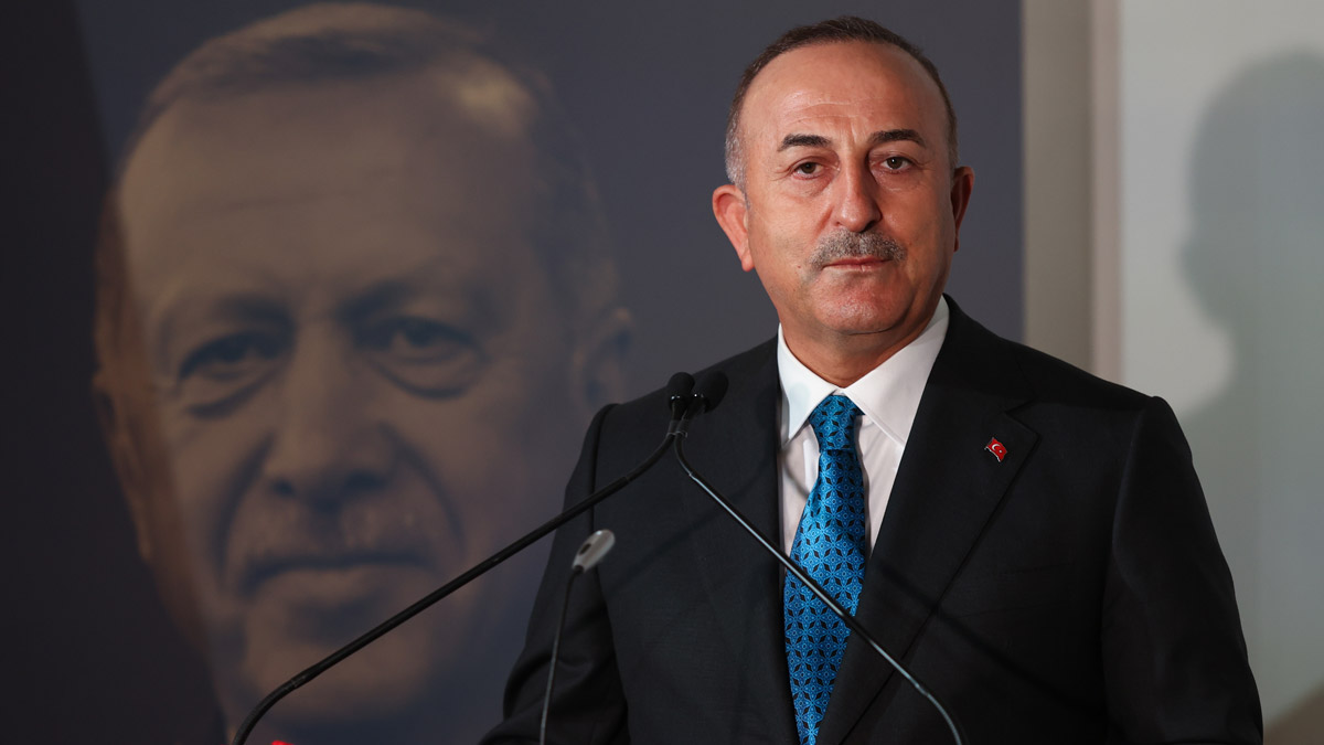 Çavuşoğlu'ndan Yunanistan ziyareti öncesi kritik mesaj