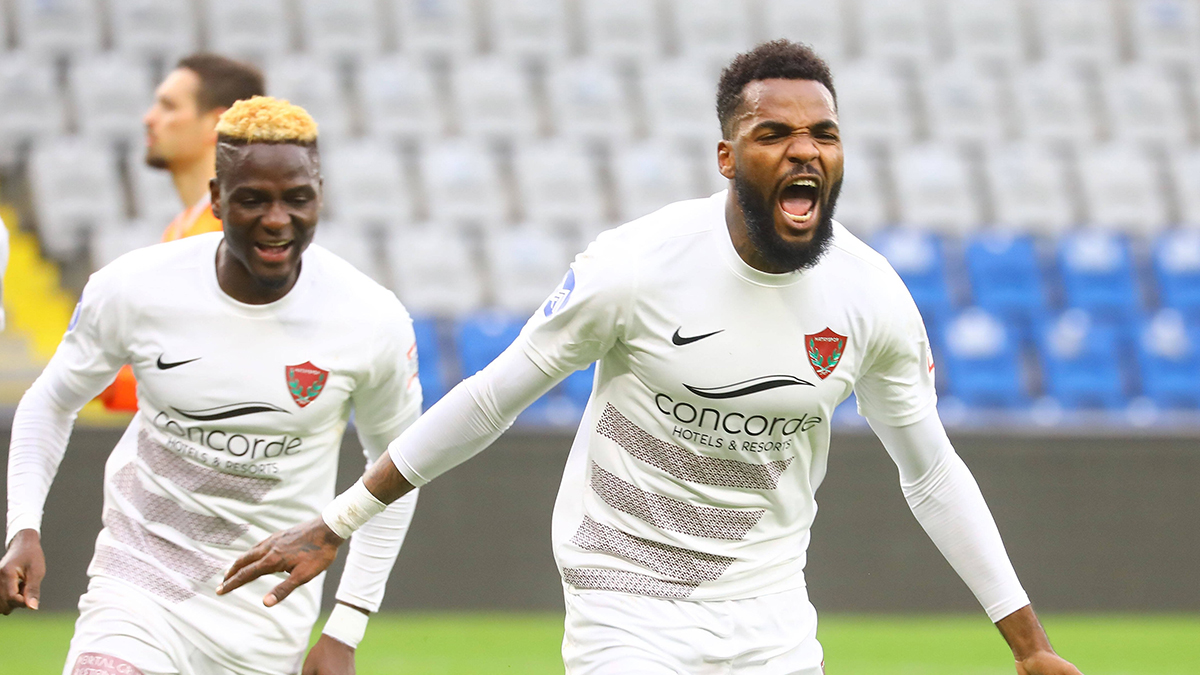 Aaron Boupendza, Cimbom'un seçim hediyesi olacak