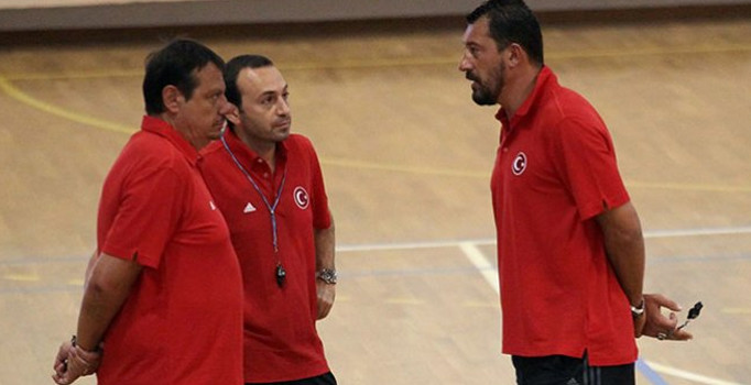 Ufuk Sarıca Karşıyaka’ya veda ettiğini açıkladı