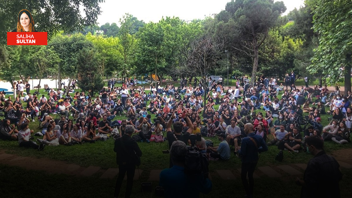 İstanbul’da ‘Redd’ Diyarbakır’da alkış